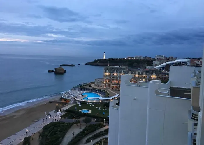 Biarritz Victoria Surf